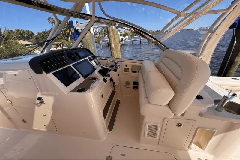 Slide: The Image of Grady-White Freedom 335 2019 - 17