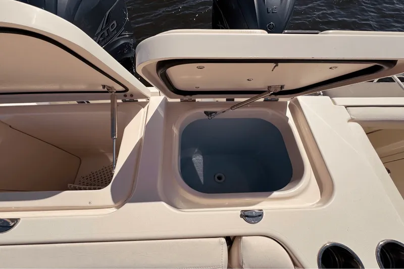 Slide: The Image of Grady-White Freedom 335 2019 - 27