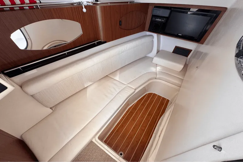 Slide: The Image of Grady-White Freedom 335 2019 - 41