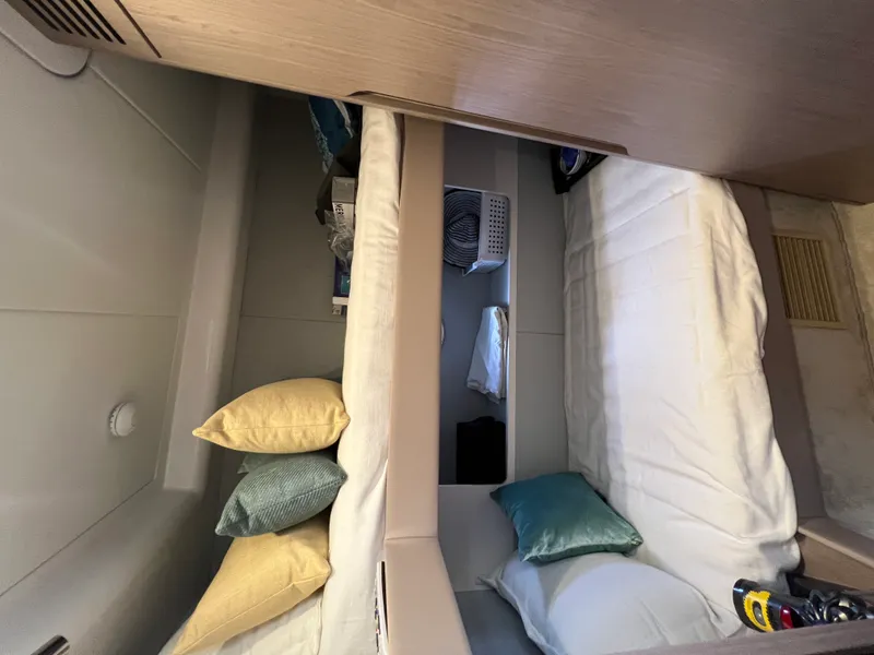 Slide: The Image of Azimut 50 FLY 2023 - 26