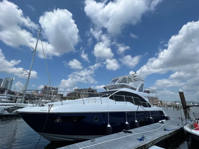 Slide: The Image of Azimut 50 FLY 2023 - 6