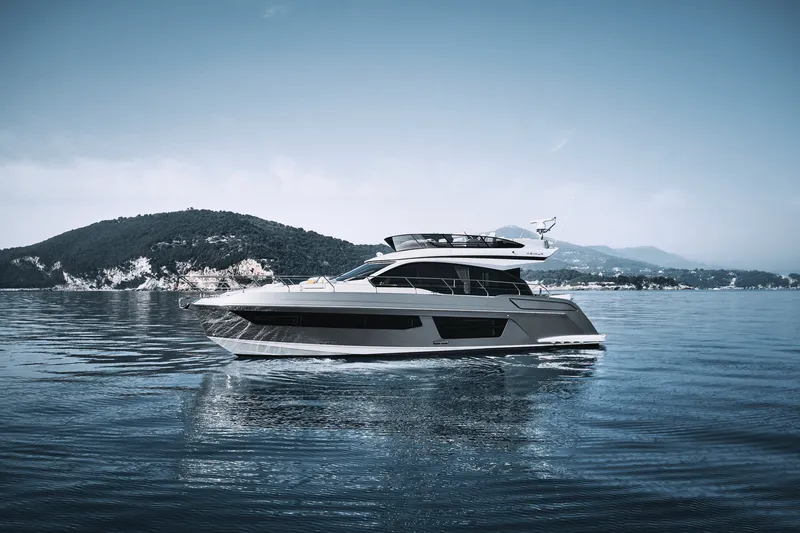 Slide: The Image of Azimut Fly 53 2026 - 1