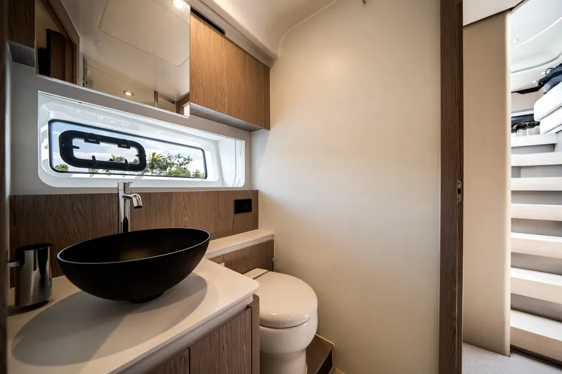 Slide: The Image of Azimut Fly 53 2026 - 45