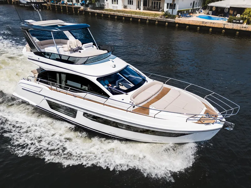 Slide: The Image of Azimut Fly 53 2026 - 1
