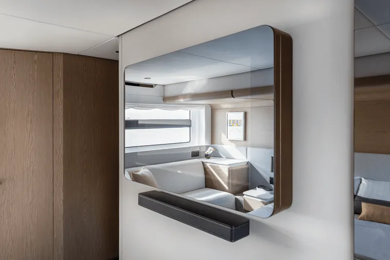 Slide: The Image of Azimut Fly 53 2026 - 30