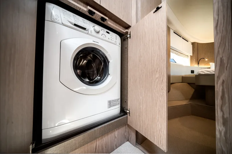 Slide: The Image of Azimut Fly 53 2026 - 49