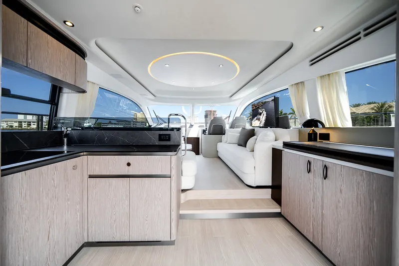 Slide: The Image of Azimut Fly 53 2026 - 27