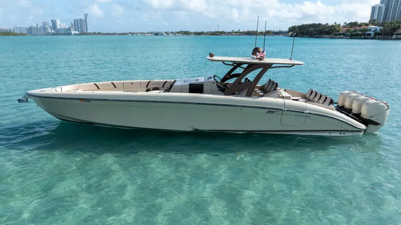 Slide: The Image of Midnight Express 43 OPEN 2019 - 10