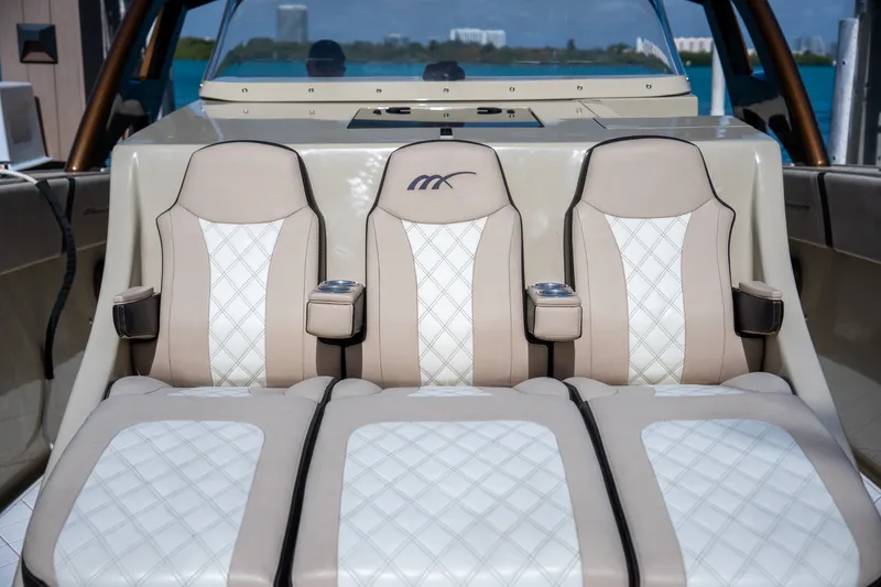 Slide: The Image of Midnight Express 43 OPEN 2019 - 45