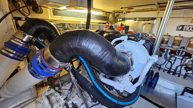 Slide: The Image of Ocean 70 SUPER SPORT 2000 - 52