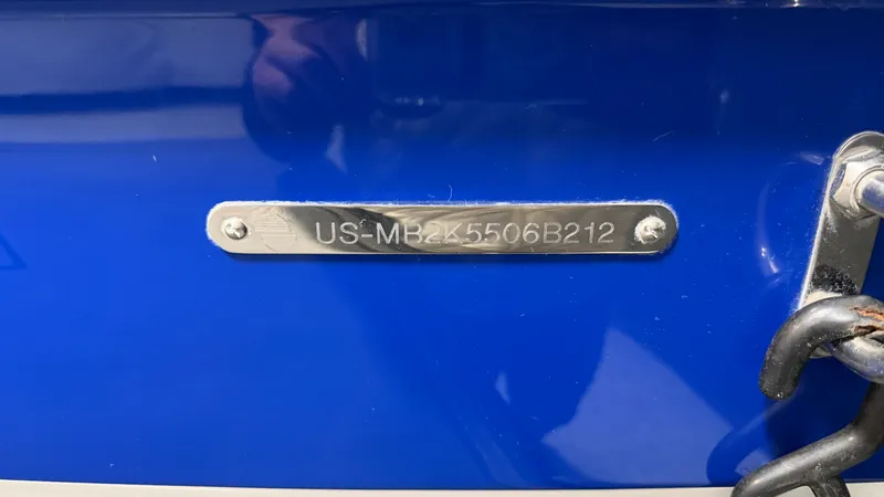 Slide: The Image of Malibu WAKESETTER 21 VLX 2012 - 110