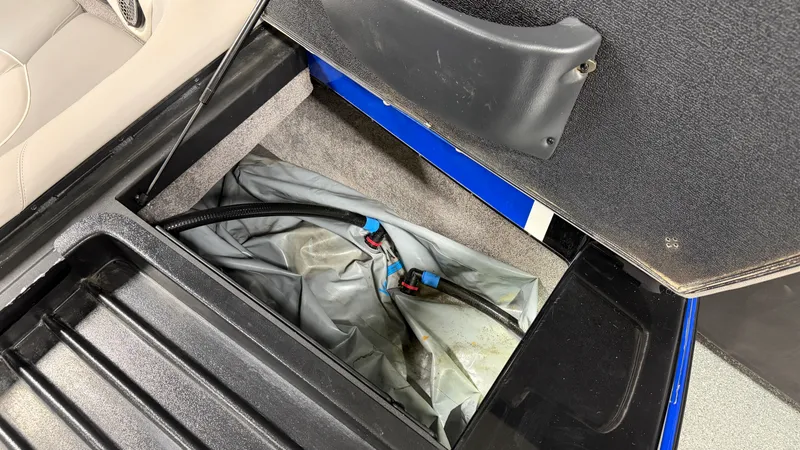 Slide: The Image of Malibu WAKESETTER 21 VLX 2012 - 20