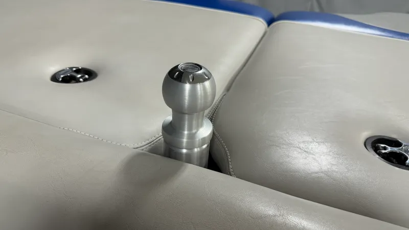 Slide: The Image of Malibu WAKESETTER 21 VLX 2012 - 26