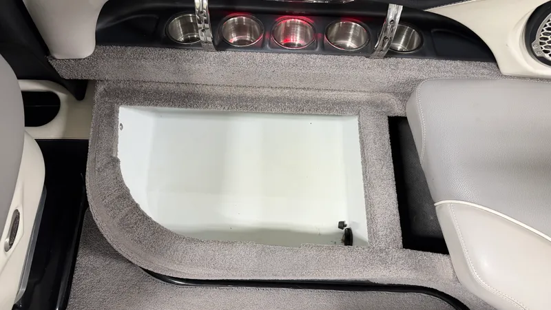 Slide: The Image of Malibu WAKESETTER 21 VLX 2012 - 34