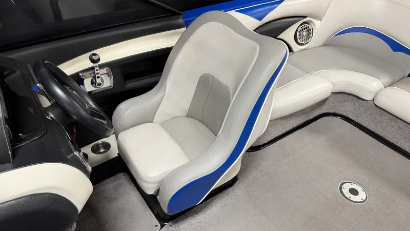 Slide: The Image of Malibu WAKESETTER 21 VLX 2012 - 53