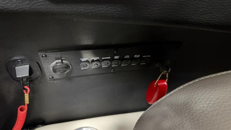 Slide: The Image of Malibu WAKESETTER 21 VLX 2012 - 57