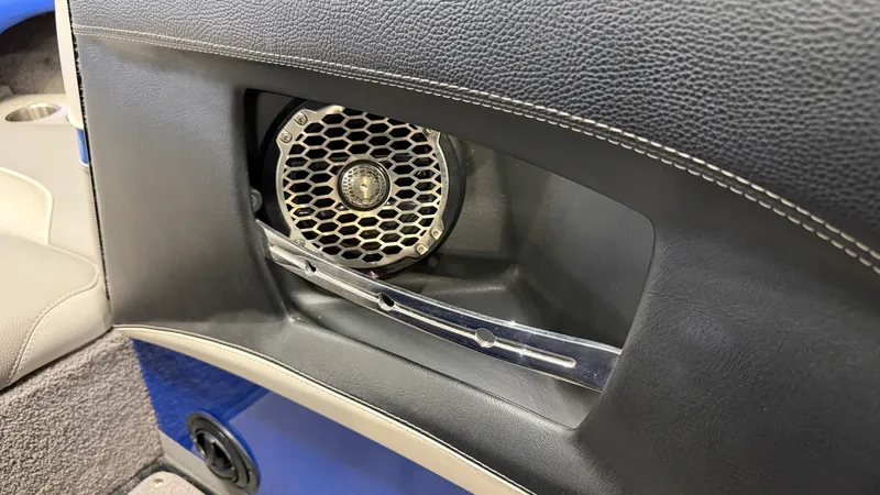 Slide: The Image of Malibu WAKESETTER 21 VLX 2012 - 71