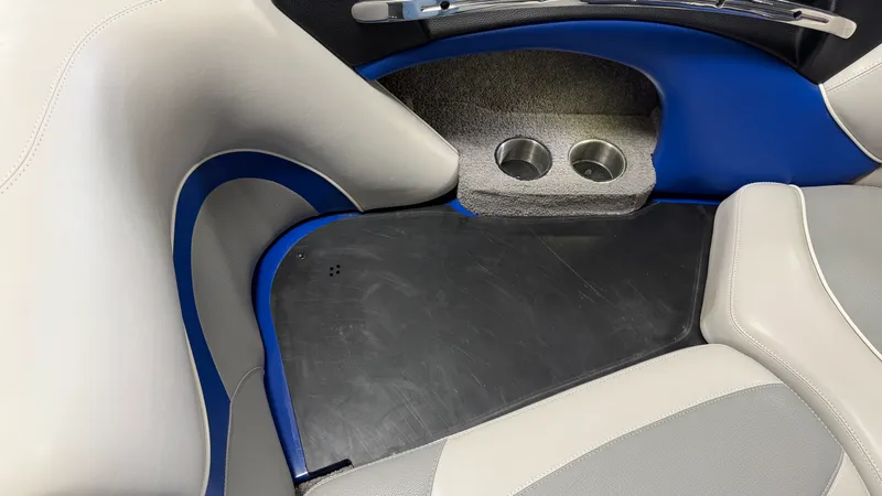 Slide: The Image of Malibu WAKESETTER 21 VLX 2012 - 77