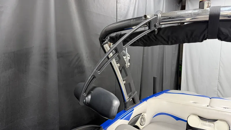 Slide: The Image of Malibu WAKESETTER 21 VLX 2012 - 86