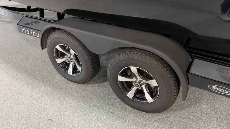 Slide: The Image of Malibu WAKESETTER 21 VLX 2012 - 93