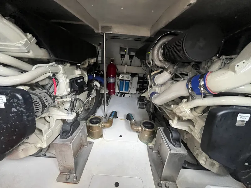 Slide: The Image of Azimut 54 FLY 2015 - 17