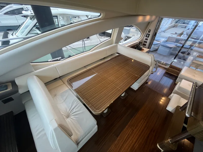 Slide: The Image of Azimut 54 FLY 2015 - 8