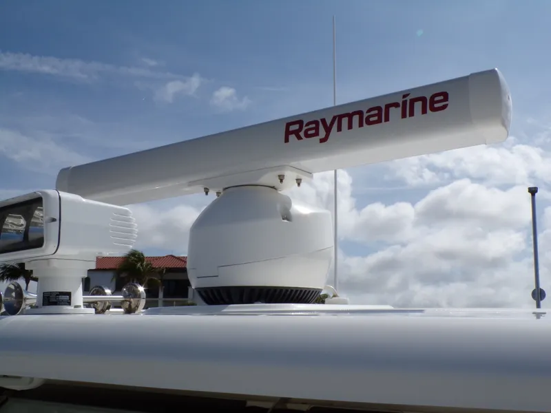 Slide: The Image of Boston Whaler 420 2018 - 43