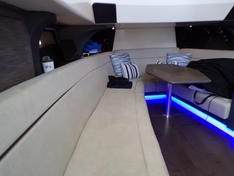 Slide: The Image of Boston Whaler 420 2018 - 52