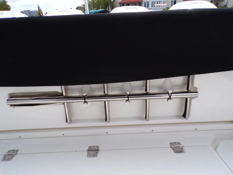 Slide: The Image of Boston Whaler 420 2018 - 83