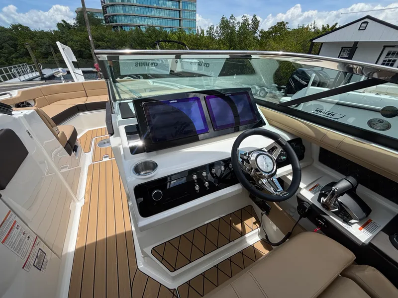 Slide: The Image of Sea Ray SLX 310 Outboard 2026 - 22