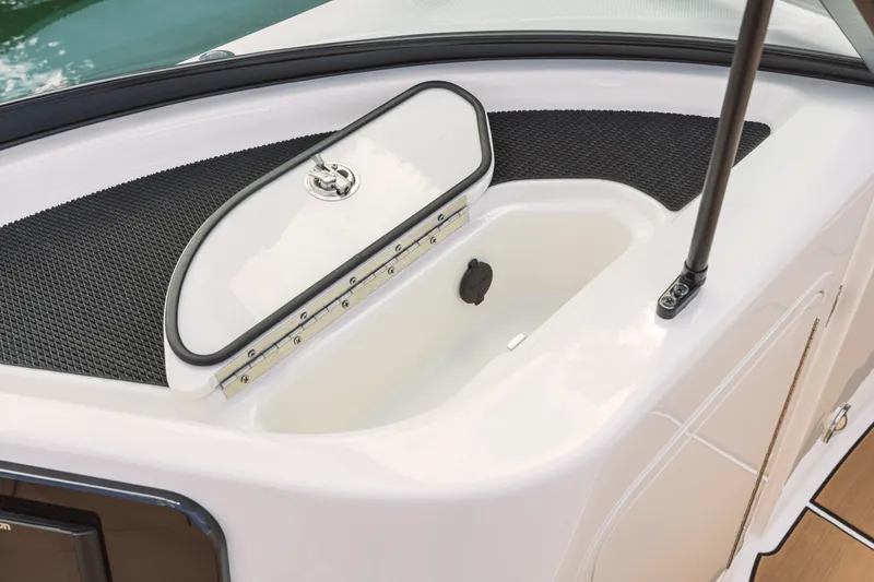 Slide: The Image of Sea Ray SDX 250 Surf 2026 - 27