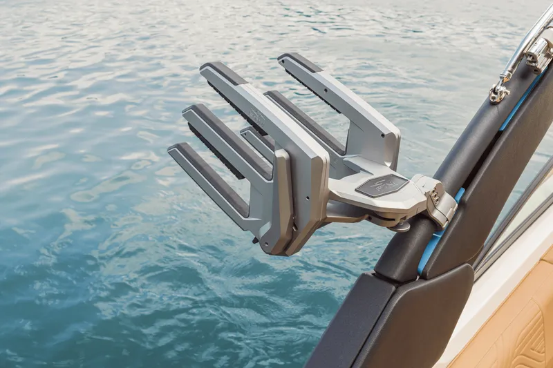 Slide: The Image of Sea Ray SDX 250 Surf 2026 - 29