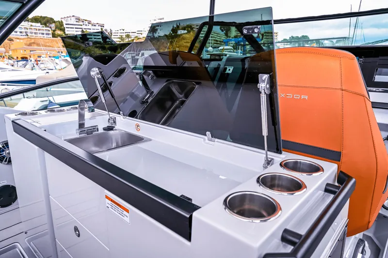 Slide: The Image of Saxdor 320 GTO 2025 - 100