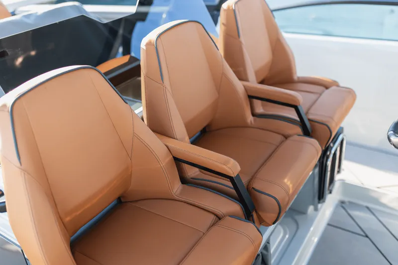 Slide: The Image of Saxdor 320 GTO 2025 - 132