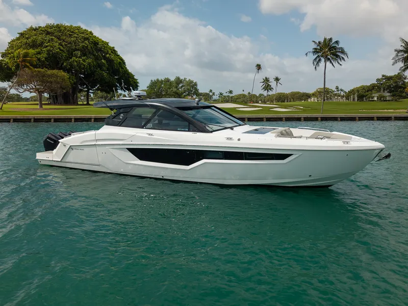 The Image of Cruisers 50 GLS 2024 - 0