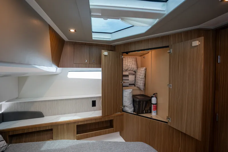 Slide: The Image of Cruisers 50 GLS 2024 - 10