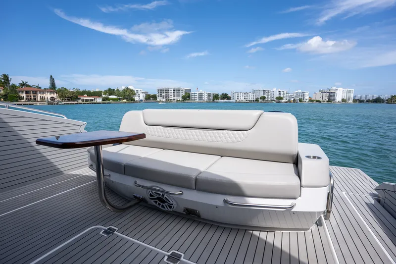 Slide: The Image of Cruisers 50 GLS 2024 - 17