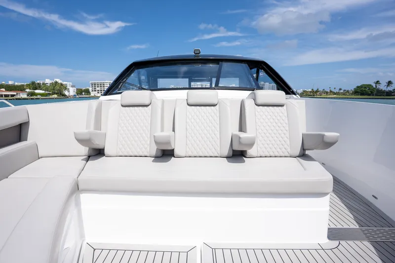 Slide: The Image of Cruisers 50 GLS 2024 - 23