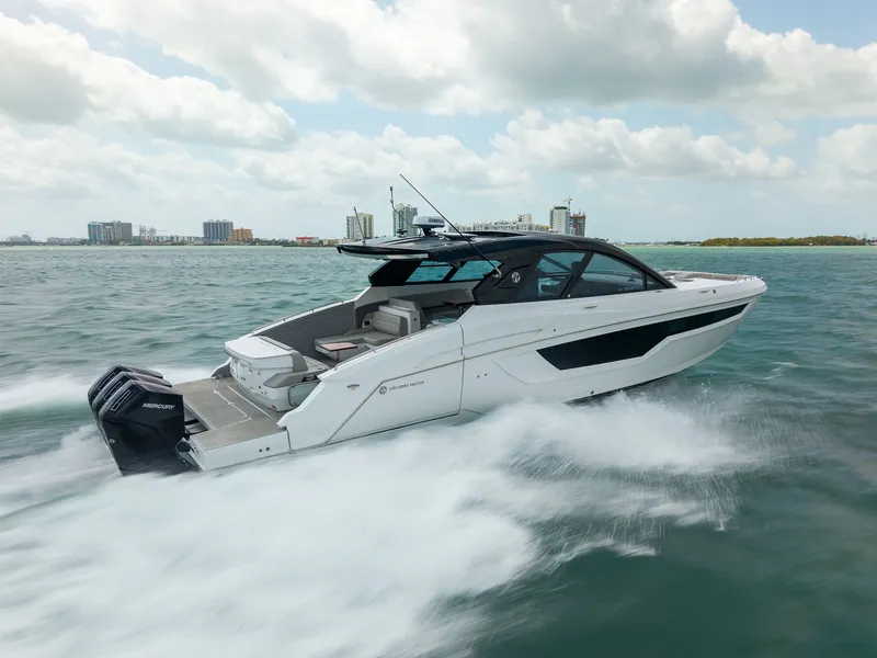 Slide: The Image of Cruisers 50 GLS 2024 - 7
