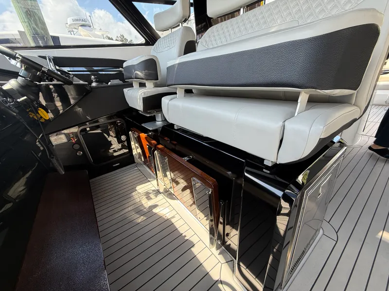 Slide: The Image of Cruisers 50 GLS Outboard 2024 - 26