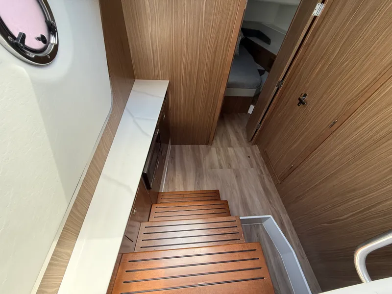 Slide: The Image of Cruisers 50 GLS Outboard 2024 - 36