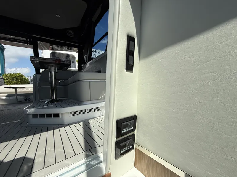 Slide: The Image of Cruisers 50 GLS Outboard 2024 - 50