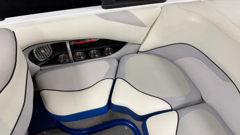 Slide: The Image of Malibu WAKESETTER VTX 2012 - 30