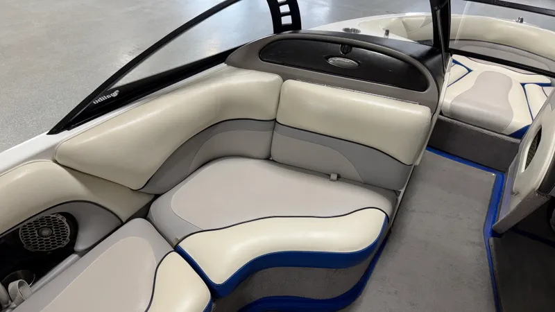 Slide: The Image of Malibu WAKESETTER VTX 2012 - 42