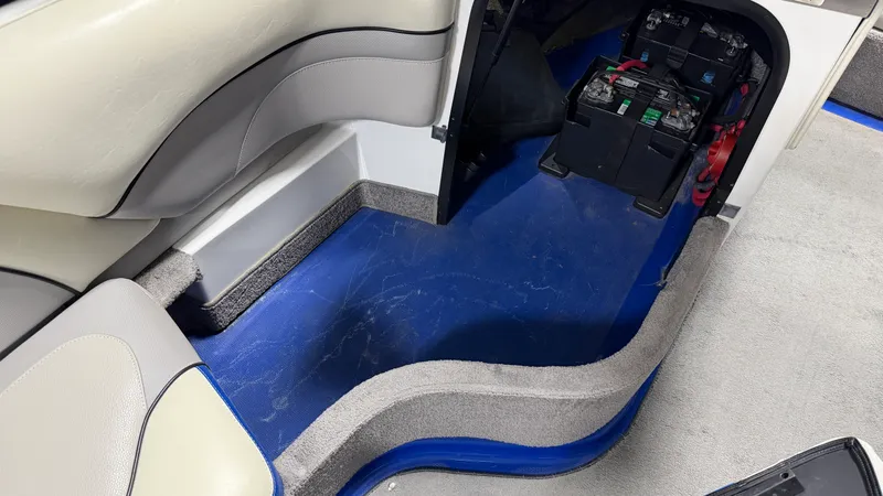 Slide: The Image of Malibu WAKESETTER VTX 2012 - 44