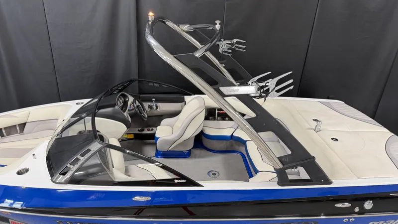 Slide: The Image of Malibu WAKESETTER VTX 2012 - 6