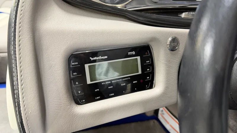 Slide: The Image of Malibu WAKESETTER VTX 2012 - 63