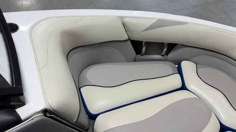 Slide: The Image of Malibu WAKESETTER VTX 2012 - 69