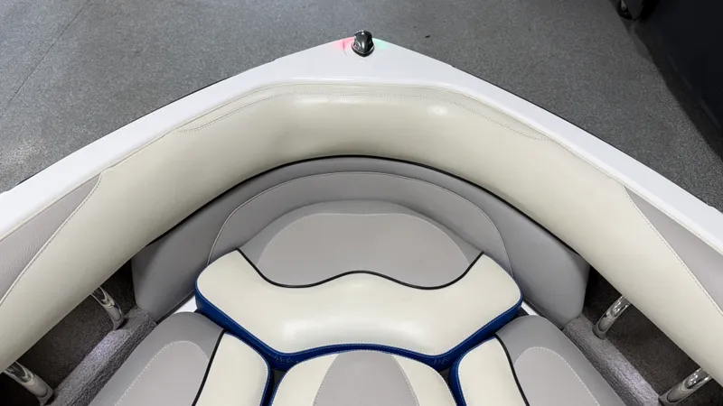 Slide: The Image of Malibu WAKESETTER VTX 2012 - 72