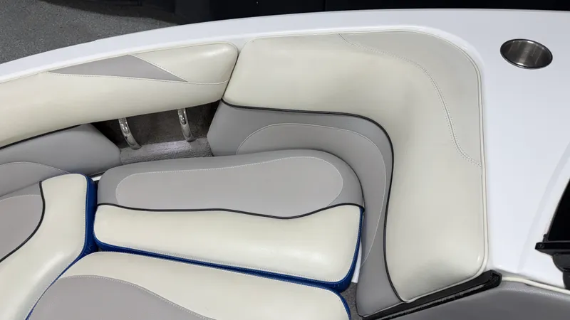 Slide: The Image of Malibu WAKESETTER VTX 2012 - 75